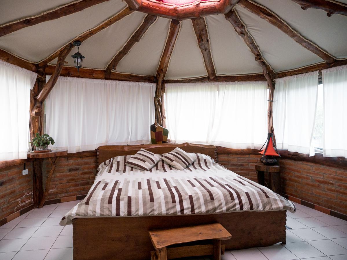 Zaysant Ecolodge Puembo Extérieur photo